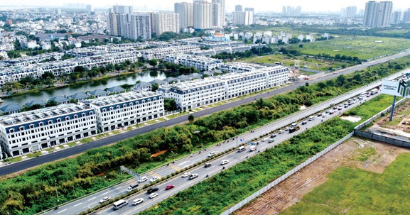Cuộc đua bất động sản sôi động hơn trong giai đoạn cuối năm 2024