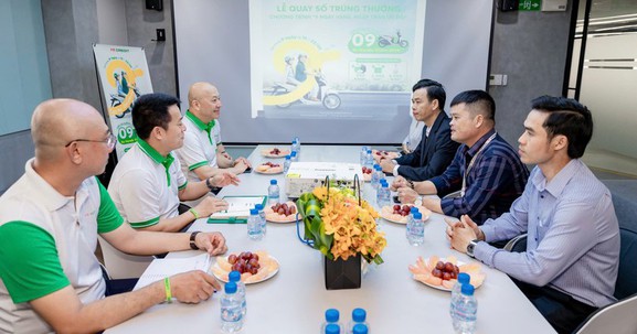 FE CREDIT và nỗ lực bứt tốc trên đường đua vay mua xe máy
