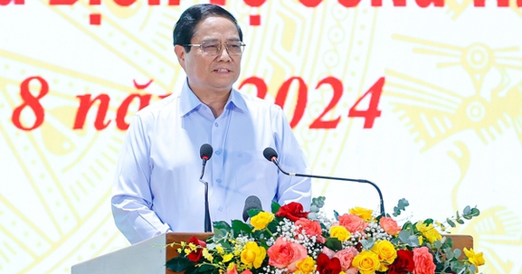 Thủ tướng: Tạo thuận lợi nhất, phục vụ tốt nhất cho người dân, doanh nghiệp thực hiện TTHC