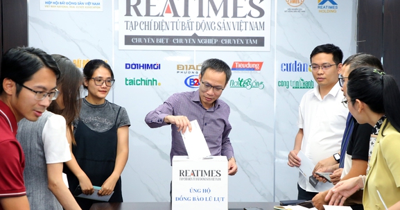 Tạp chí điện tử Bất động sản Việt Nam quyên góp ủng hộ đồng bào chịu thiệt hại bởi bão số 3