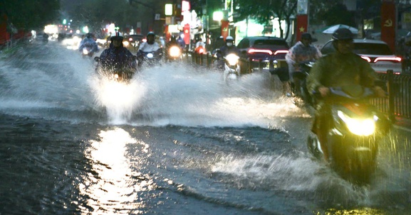 Bộ Xây dựng ban hành công điện về ứng phó khẩn cấp bão số 3