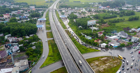 Gỡ vướng trong đầu tư xây dựng đường bộ cao tốc Ninh Bình - Hải Phòng