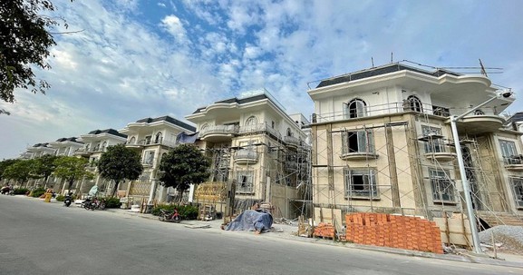 TP.HCM: Giá bán sơ cấp nhà phố, biệt thự vượt mốc 300 triệu đồng/m2