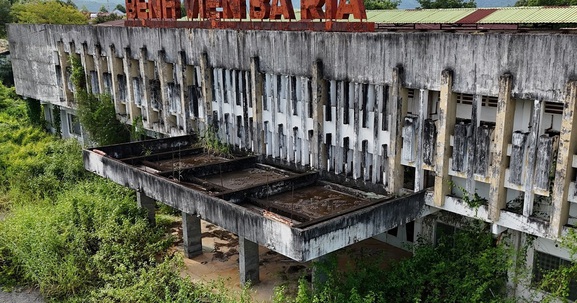 Cảnh hoang lạnh tại 2 bệnh viện bỏ hoang đang được đề xuất ‘tái sử dụng’