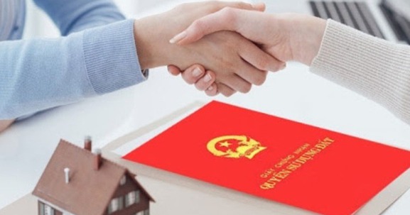 Từ nay, sổ đỏ mẫu mới có thể đứng tên tối đa bao nhiêu người?