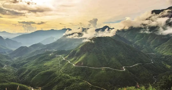 Tập đoàn Đèo Cả muốn xây dựng hầm đường bộ cao nhất Việt Nam, rút ngắn khoảng cách chinh phục vua đèo Tây Bắc chỉ còn vài phút