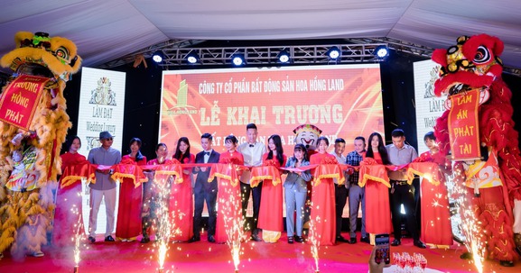 Huấn Hoa Hồng từng lấn sân bất động sản, sở hữu công ty với slogan ‘có làm thì mới có ăn’