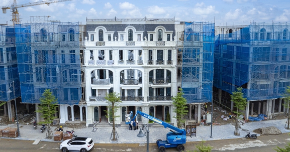 Dự án hàng hiệu phía Tây Thủ đô của Sunshine Group tăng tốc triển khai, chuẩn bị bàn giao