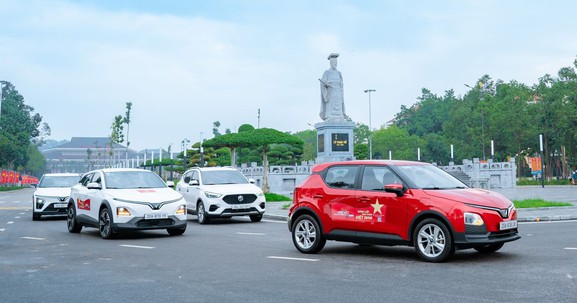 Người dùng dành "mưa lời khen" cho Vinfast VF5 nhờ sự vượt trội về trải nghiệm và chi phí