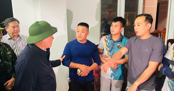 Dốc toàn tâm sức tập trung ứng phó và khắc phục hậu quả mưa lũ đặc biệt lớn