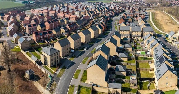 Thu hẹp khoảng cách phát triển vùng: Một kinh nghiệm quốc tế về vai trò của đầu tư công và chính sách nhà ở