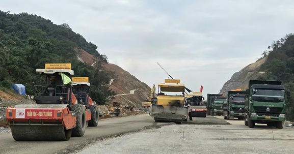 Sắp thông xe cao tốc 12.400 tỷ mà Tập đoàn Sơn Hải muốn cắm biển bảo hành 10 năm