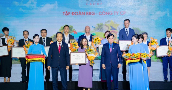 Tập đoàn BRG lần thứ 5 liên tiếp được vinh danh doanh nghiệp bền vững Việt Nam