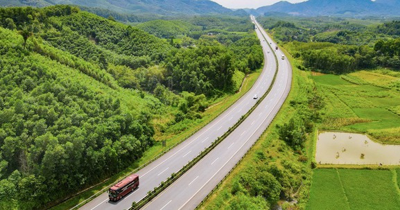 Phú Thọ muốn làm cao tốc 16.000 tỷ chạy xuyên tỉnh, nối thông Hà Nội với Tây Bắc