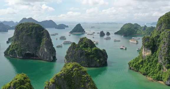 Quảng Ninh phát triển công nghiệp văn hóa từ “nguồn vốn di sản”