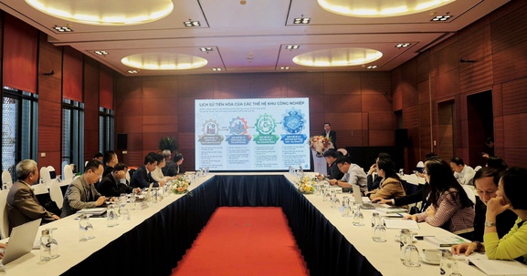 Ngập úng đô thị và yêu cầu đổi mới tư duy thoát nước: Từ “thoát thật nhanh” đến “thành phố bọt biển”