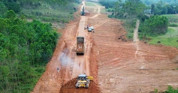 Thủ tướng yêu cầu đẩy nhanh tiến độ giải ngân vốn đầu tư công cuối năm