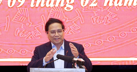 Thủ tướng Phạm Minh Chính làm việc với Ban Thường vụ Thành ủy Đà Nẵng: Tháo gỡ khó khăn, thúc đẩy phát triển bứt phá