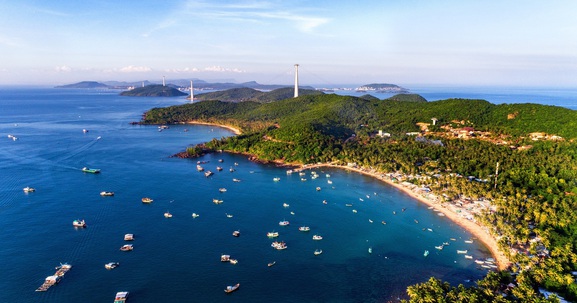Thành phố đảo đầu tiên của Việt Nam dẫn đầu tốc độ phát triển du lịch tại Đông Nam Á