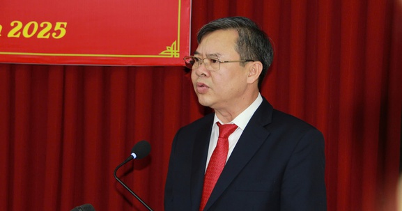 Phó Chủ tịch UBND tỉnh Hậu Giang làm Phó Bí thư Thành ủy Cần Thơ