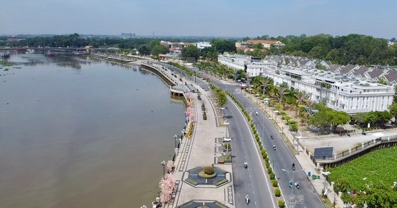 'Bắt tay' vào giai đoạn 3 dự án đường chạy dọc con sông là thương cảng quốc tế Đông Dương hơn 100 năm trước