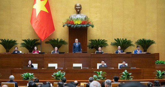 Quốc hội chính thức "chốt" mục tiêu tăng trưởng GDP 2025 từ 8% trở lên