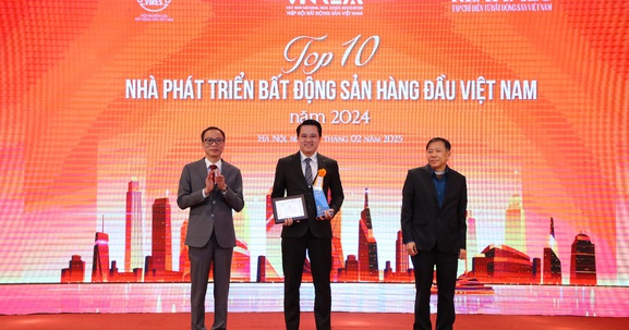 CaraWorld, KN Cam Ranh lập “hat-trick” tặng thưởng thương hiệu bất động sản dẫn đầu năm 2024-2025