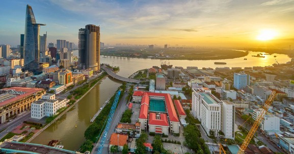 Chủ tịch UBND TP.HCM: "Thành phố phấn đấu tăng trưởng ít nhất 10% trong năm 2025"