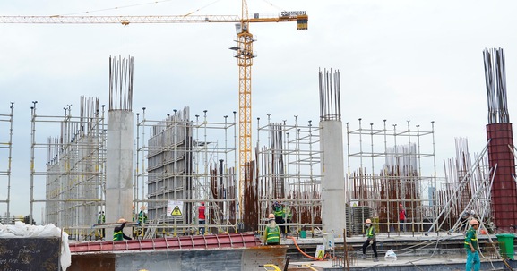 Nhà thầu xây dựng thắng lớn sau giai đoạn dài khó khăn