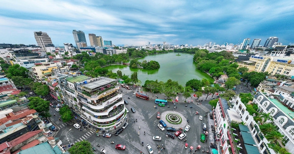 Hà Nội: Hiện trạng khu vực 11 trụ sở và 40 hộ dân bên Hồ Gươm sắp di dời