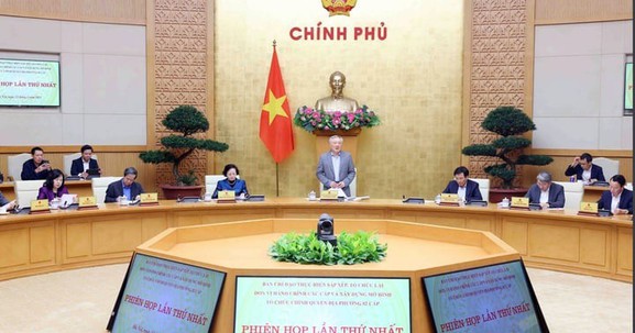 Hôm nay, Bộ Chính trị xem xét đề án sáp nhập tỉnh, bỏ cấp huyện