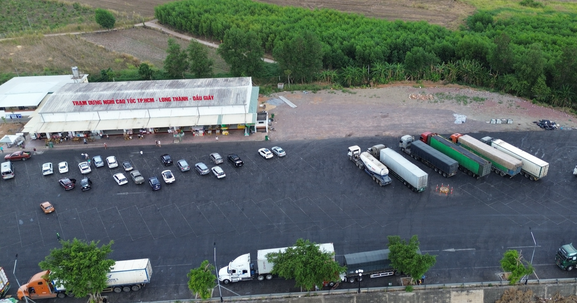 Bộ Xây dựng yêu cầu bàn giao mặt bằng xây trạm dừng nghỉ cao tốc Bắc - Nam chậm nhất trong tháng 4