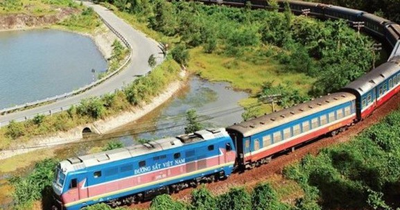 Đẩy nhanh tiến độ triển khai Dự án đường sắt Lào Cai - Hà Nội - Hải Phòng