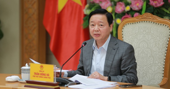 Phó Thủ tướng đề nghị khẩn trương hoàn thiện, sớm ban hành 2 nghị định về đất đai, bất động sản