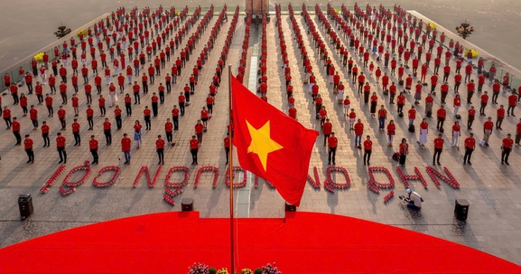 “Beloved Vietnam” và một thế hệ đang kể lại tình yêu nước theo cách riêng 