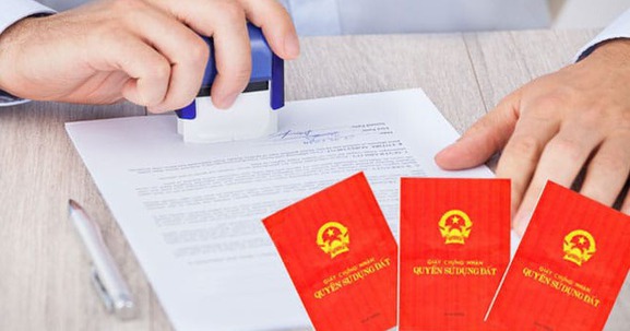 Từ bây giờ, 2 trường hợp này khi sang tên sổ đỏ sẽ được cấp sổ đỏ mới
