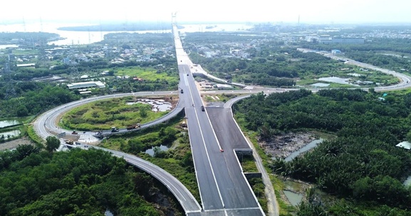 Chỉ vài giờ nữa, người dân có thể lưu thông trên hơn 28km tuyến cao tốc Bến Lức - Long Thành
