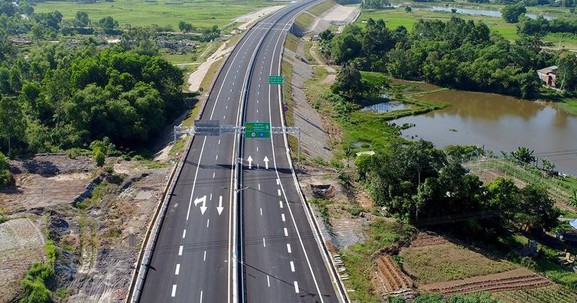 Cuối năm nay, tuyến cao tốc gần 44.000 tỷ nối Bình Định tới TP lớn thứ 2 Tây Nguyên sẽ khởi công