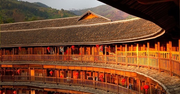 Mục sở thị chung cư đầu tiên trên thế giới: Ra đời từ hàng trăm năm trước chống được các loại thiên tai