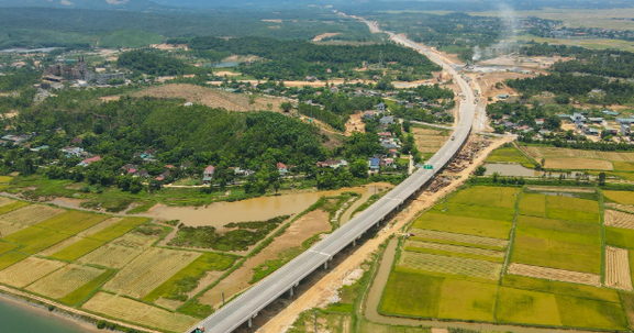 Sắp thông xe cao tốc 55km hơn 12.500 tỷ do Liên danh Sơn Hải thi công