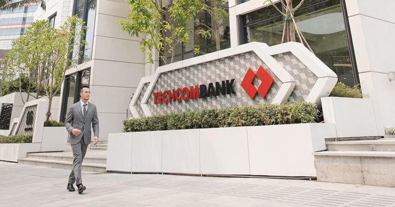 Techcombank tiếp tục dẫn dắt ngành ngân hàng với nhiều “top 1” toàn ngành