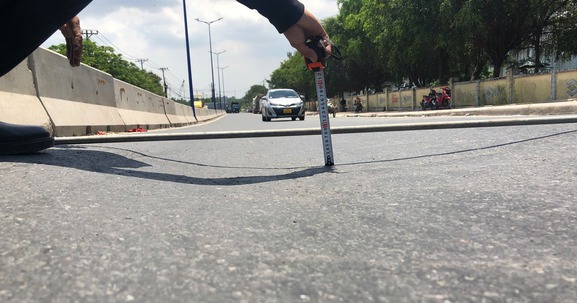 Cầu ở TP. HCM chưa thông xe chính thức đã xuất hiện sụt lún, lộ vết nứt