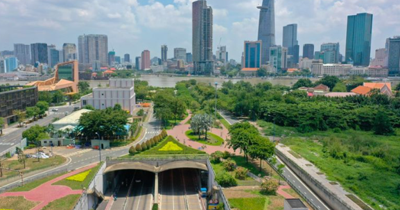 Cấm xe lưu thông qua hầm vượt sông đầu tiên của Việt Nam trong 5 giờ đồng hồ