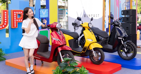 Phụ huynh chọn VinFast Motio cho con vì chi phí tiết kiệm, thiết kế đẹp