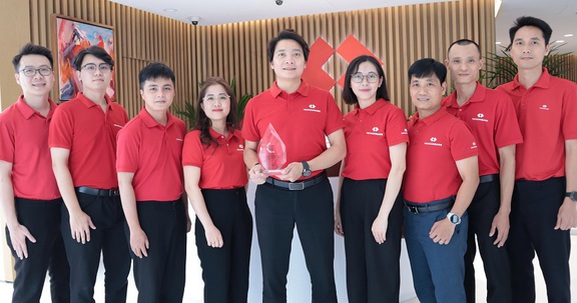 Techcombank là đại diện duy nhất Việt Nam được giải thưởng Celent Model Bank 2025 về quản lý vận hành xuất sắc
