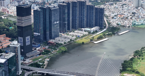 Nhà Tốt ra mắt báo cáo thị trường bất động sản khu vực phía Nam và Hà Nội quý I/2025