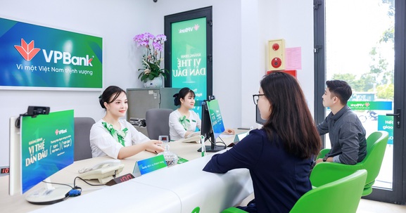 100 triệu gửi ngân hàng VPBank lãi suất bao nhiêu năm 2025?