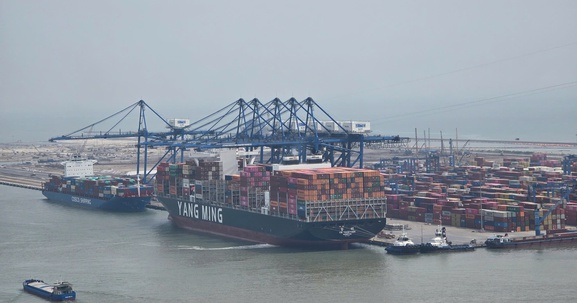 Hải Phòng: Chấp thuận chủ trương đầu tư bến cảng container hơn 24.000 tỷ đồng