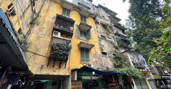 Sửng sốt với giá nhà tập thể cũ tại một phường mới ở Hà Nội