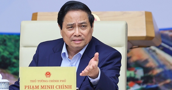 Thủ tướng: 3 mục tiêu lớn cuối năm 2025 để hoàn thành xuất sắc đột phá chiến lược về hạ tầng giao thông